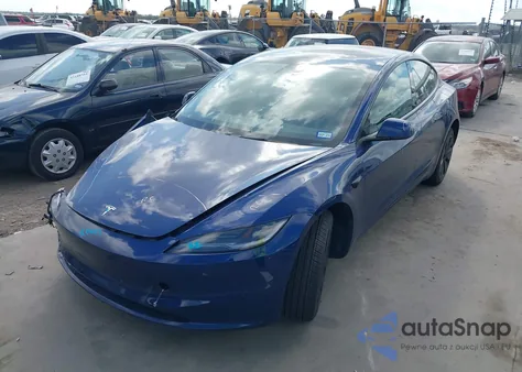 2025 Tesla Model 3 Long Range Rear-Wheel Drive из США, поврежденный, VIN 5YJ3E1EA2SF953982